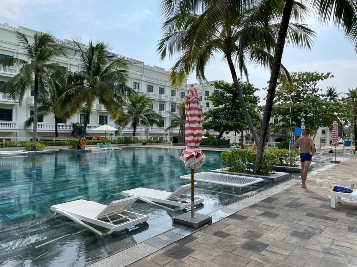 Hotel Amorii *